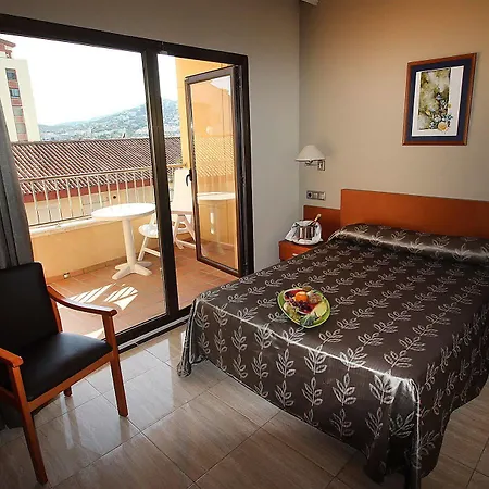 Hotel & Palace