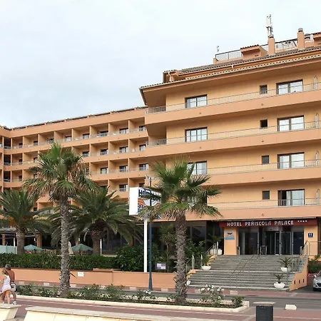 Hotel & Palace