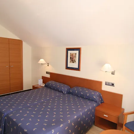 & Palace Пеньискола