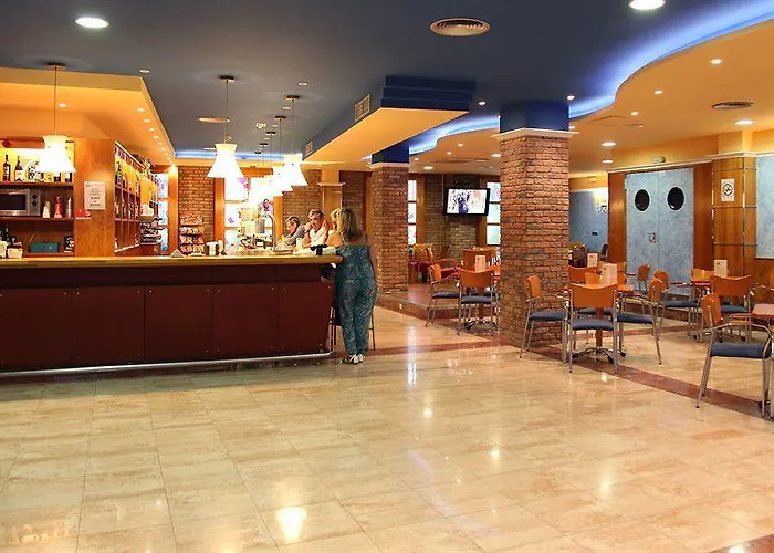 & Palace Hotel
