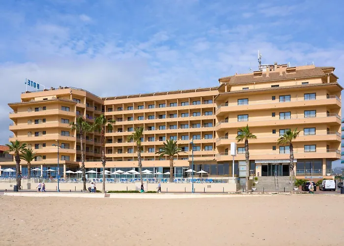 & Palace Hotel