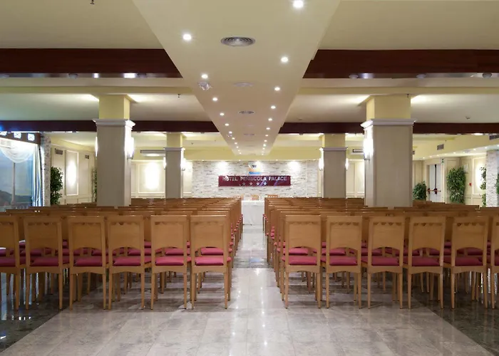 Hotel & Palace 4*